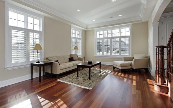 laminate floors offer durability, easy maintenance, and a variety of design options